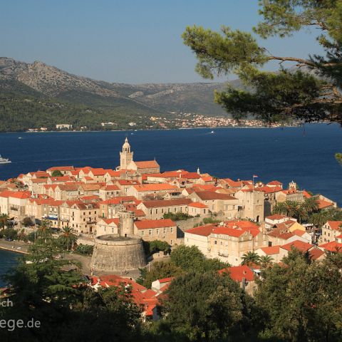 Blick auf die Altstadt, Korcula, Hrvatska, Kroatien, Croatia Blick auf die Altstadt, Korcula, Hrvatska, Kroatien, Croatia